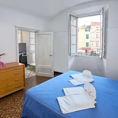 Casa Del Borgo * 菲纳莱利古雷