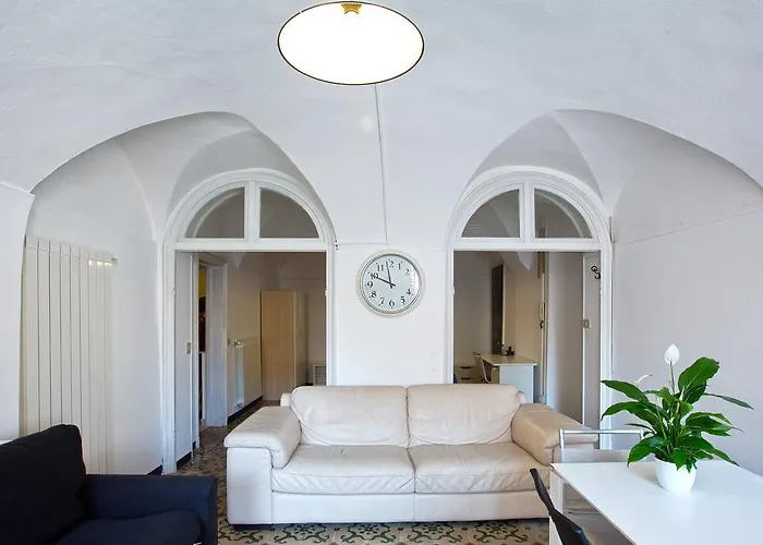 Casa Del Borgo فينالي ليغوري